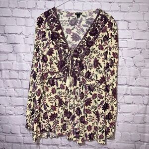 Torrid Womens Babydoll Rayon Embroidered Lace-Up Top Sz 1 Purple Floral Plus